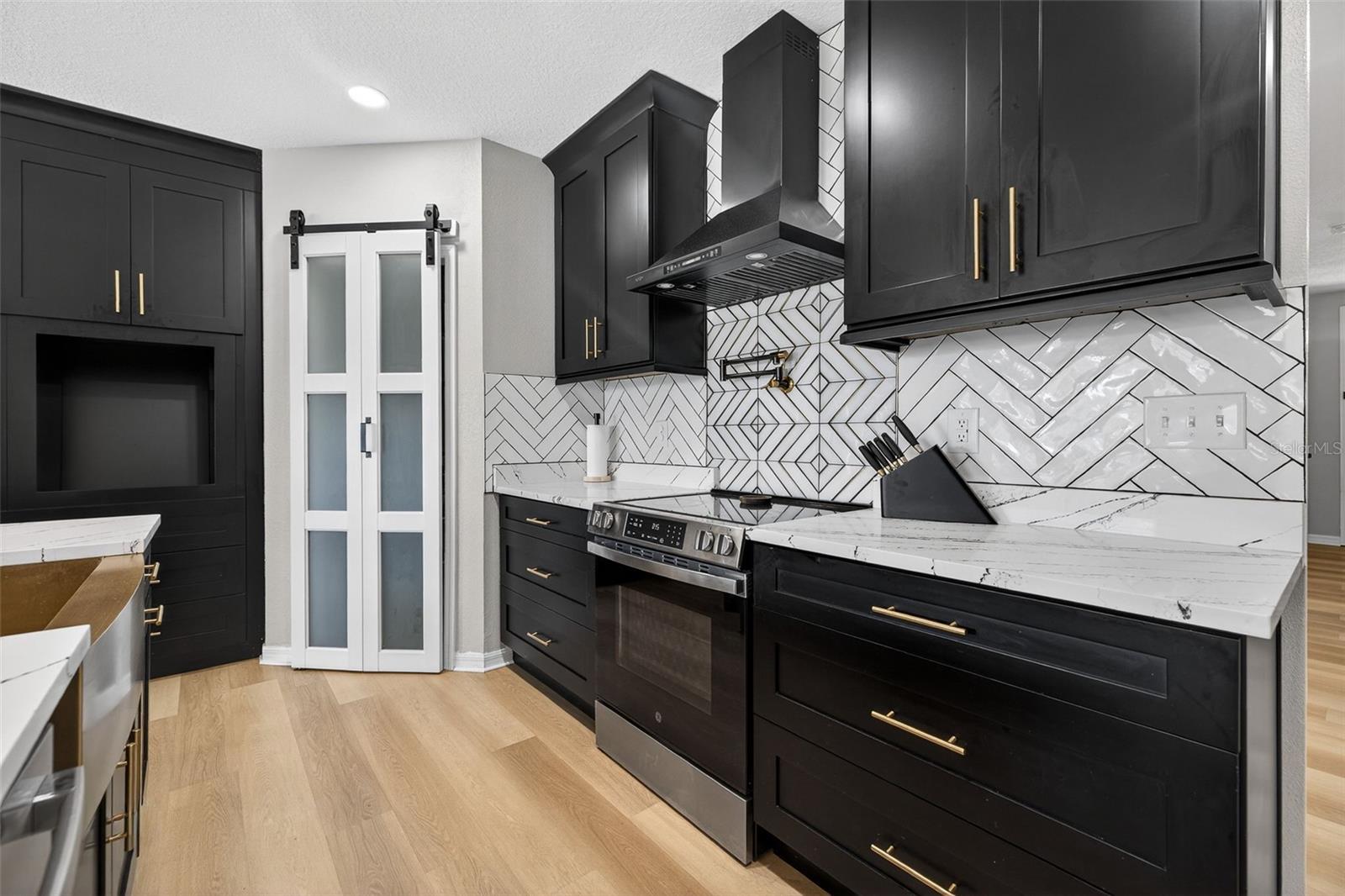 Image 11 of 36 For 509 Arbequina Court