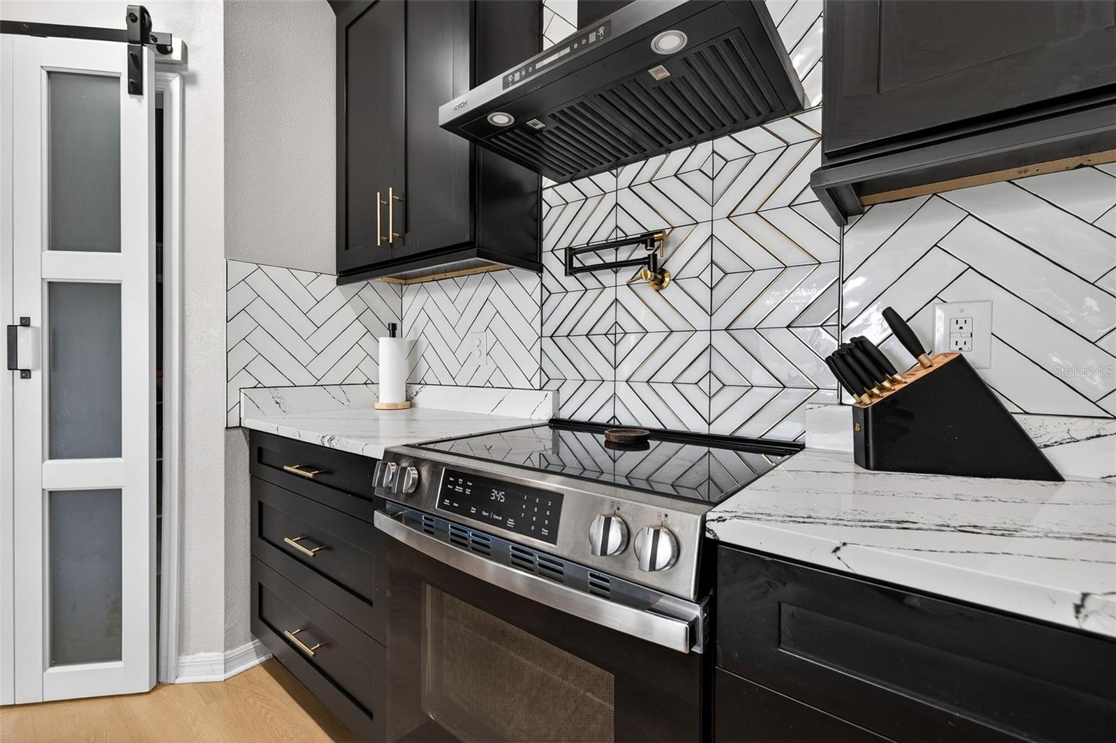 Image 15 of 36 For 509 Arbequina Court