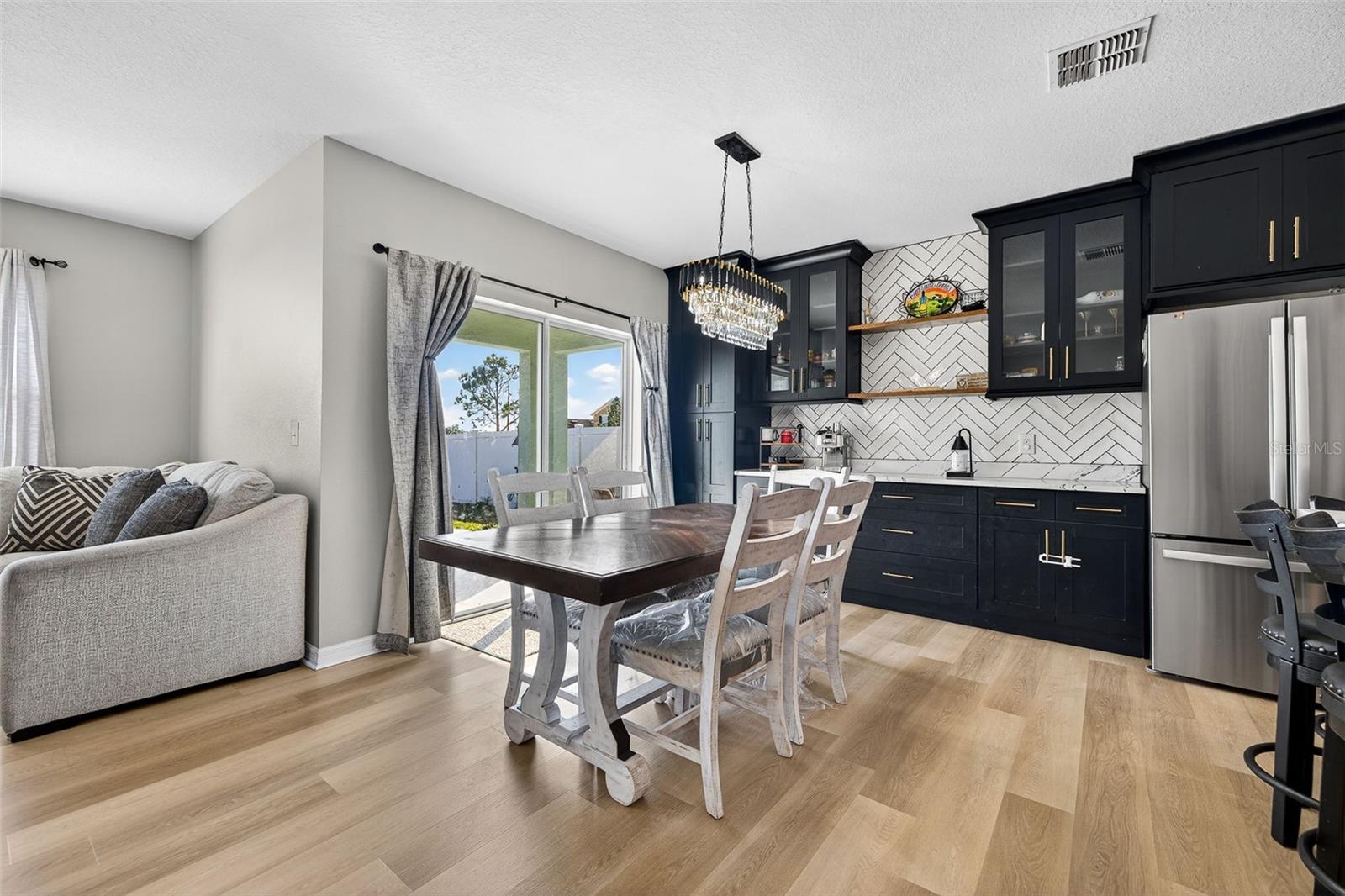 Image 18 of 36 For 509 Arbequina Court