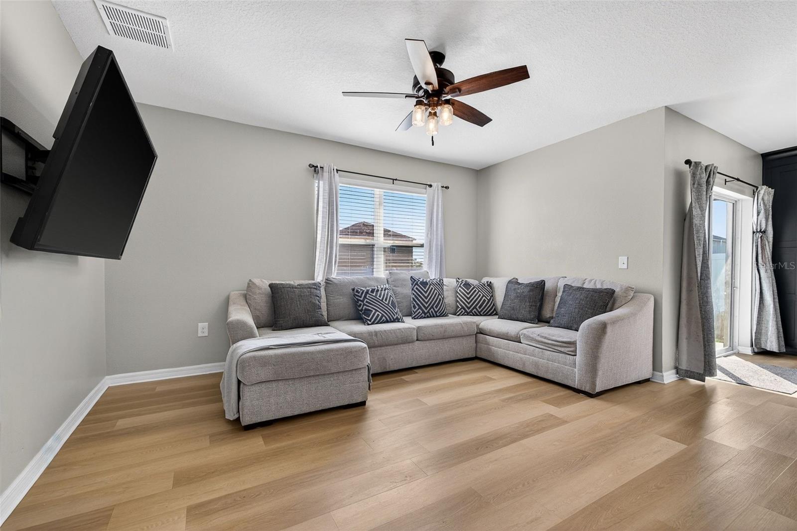 Image 7 of 36 For 509 Arbequina Court