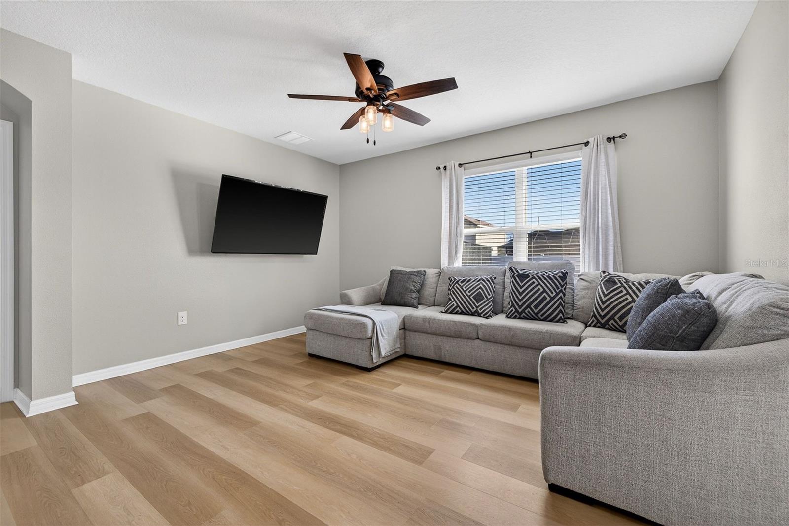 Image 8 of 36 For 509 Arbequina Court