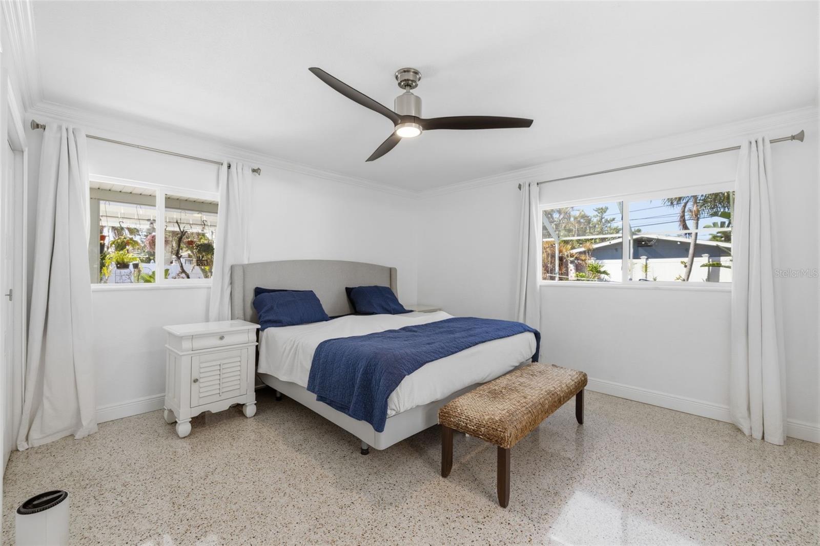 Image 17 of 48 For 4029 38th Way S