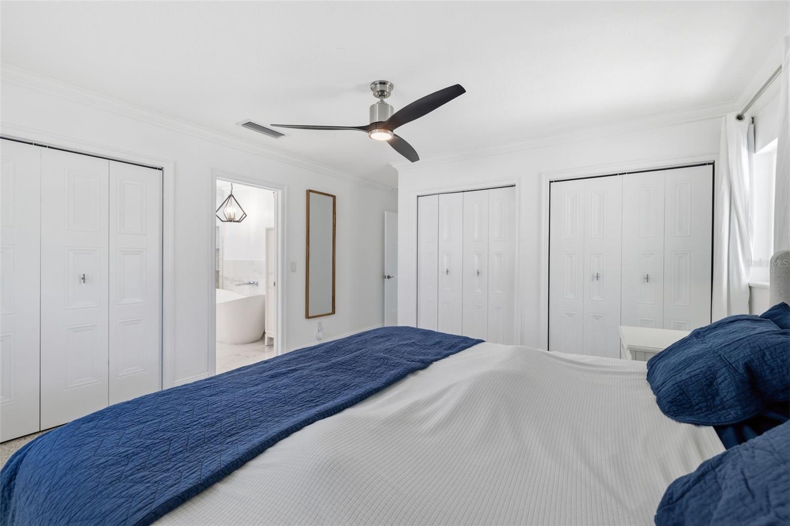 Image 18 of 48 For 4029 38th Way S