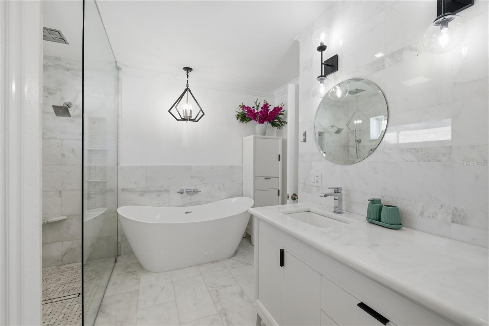 Image 23 of 48 For 4029 38th Way S