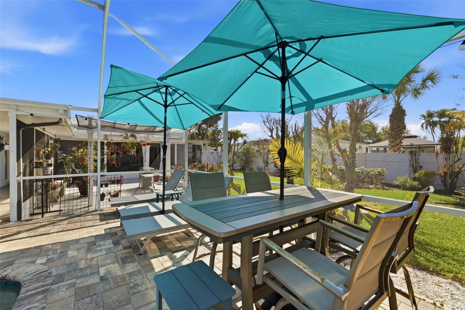 Image 32 of 48 For 4029 38th Way S