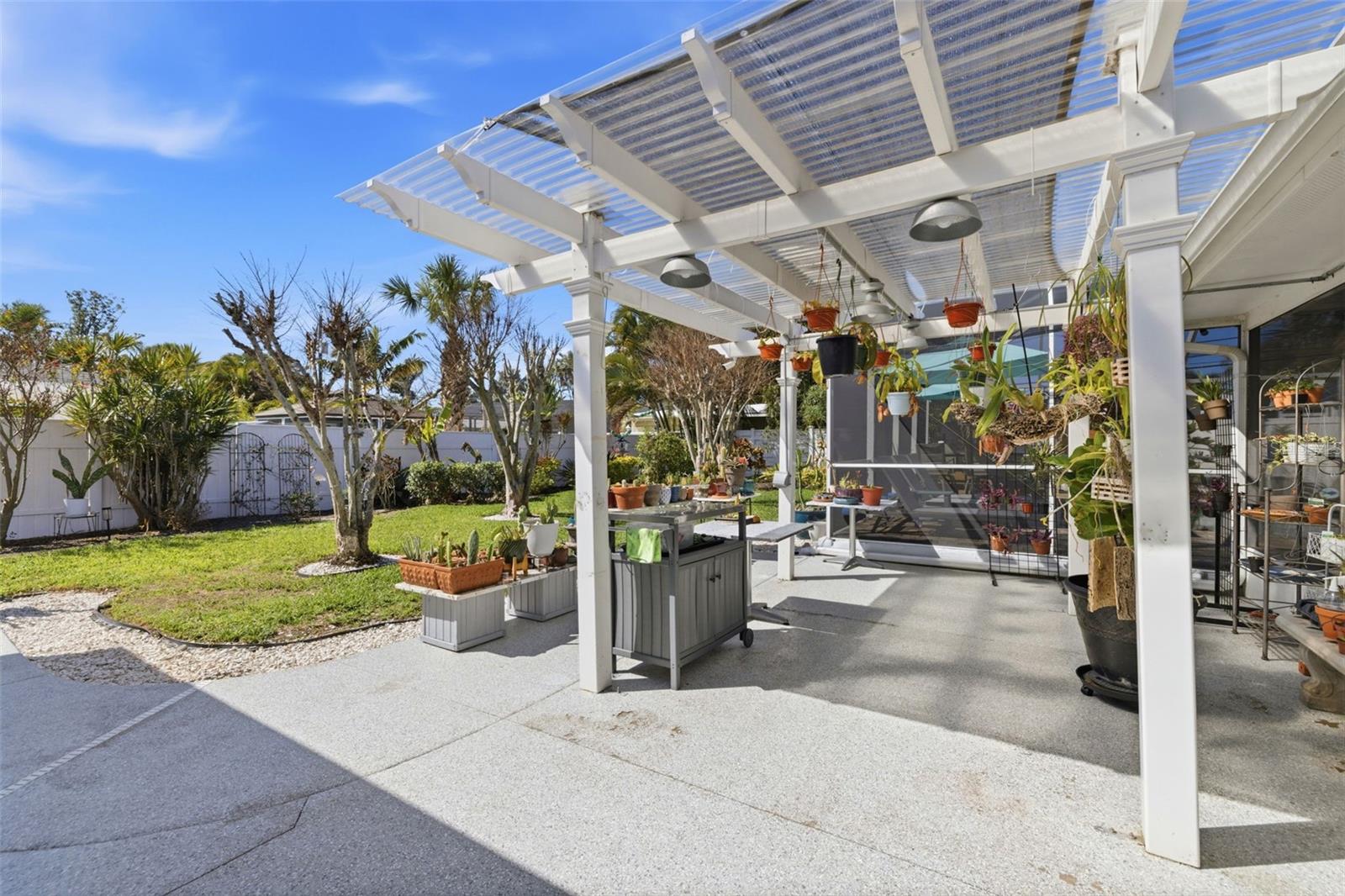 Image 33 of 48 For 4029 38th Way S