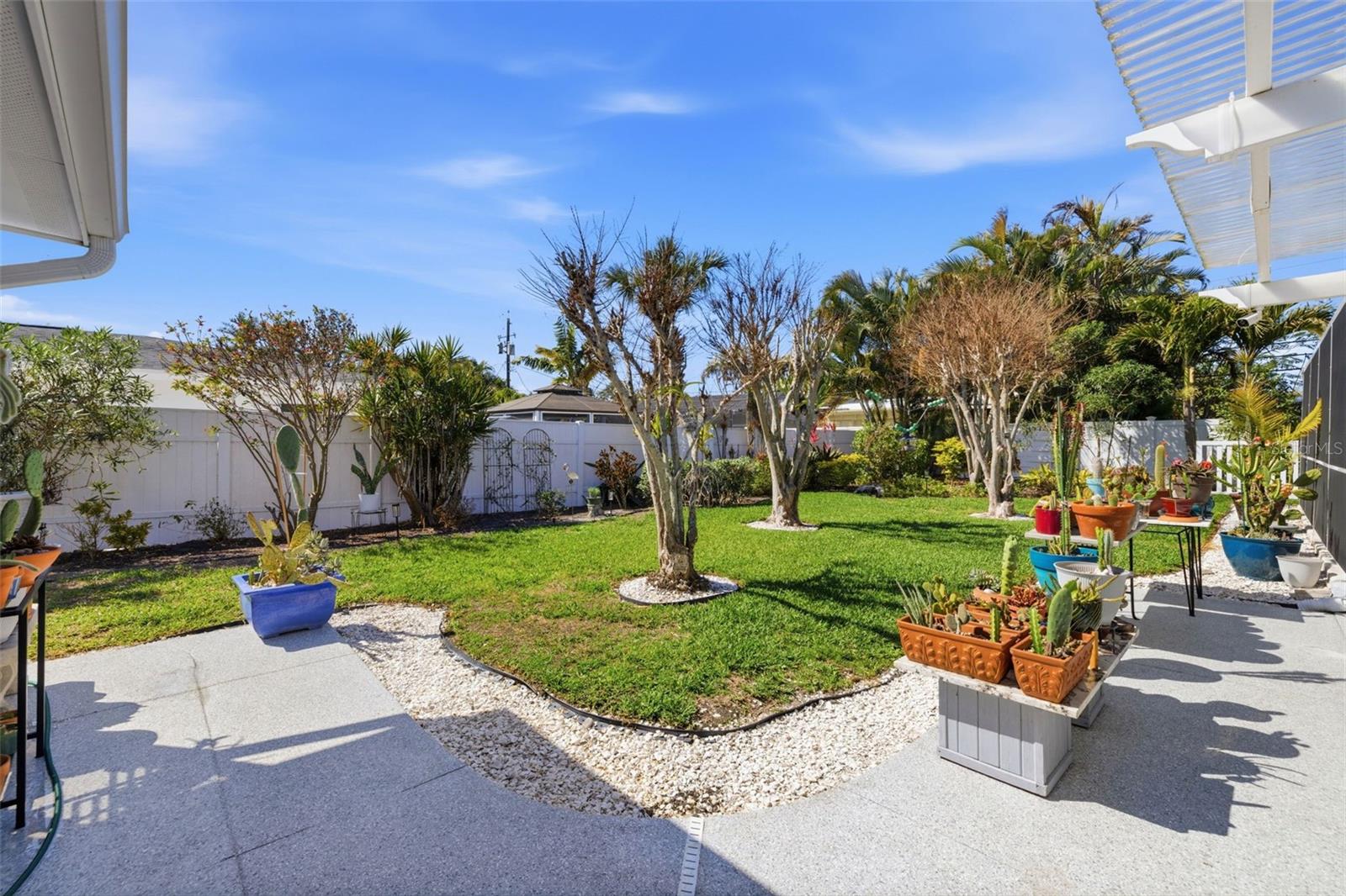 Image 34 of 48 For 4029 38th Way S