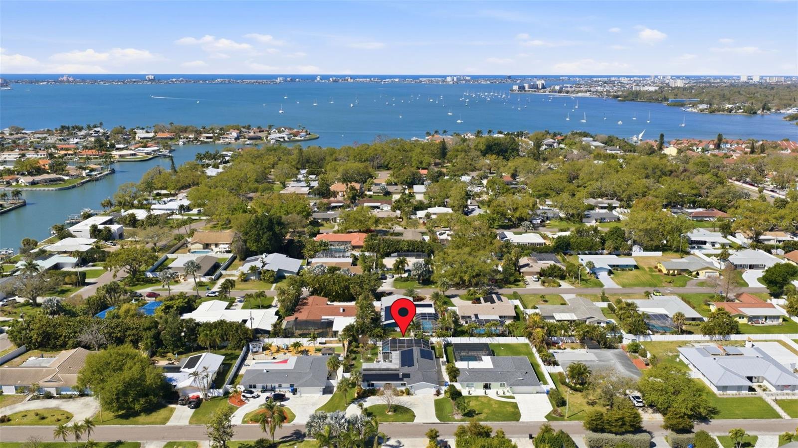 Image 37 of 48 For 4029 38th Way S