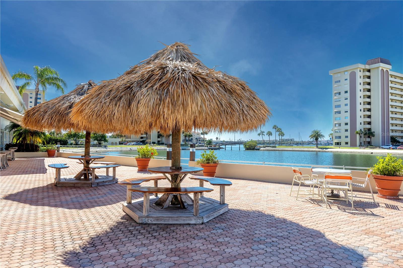 Image 34 of 43 For 4650 Cove Circle 409