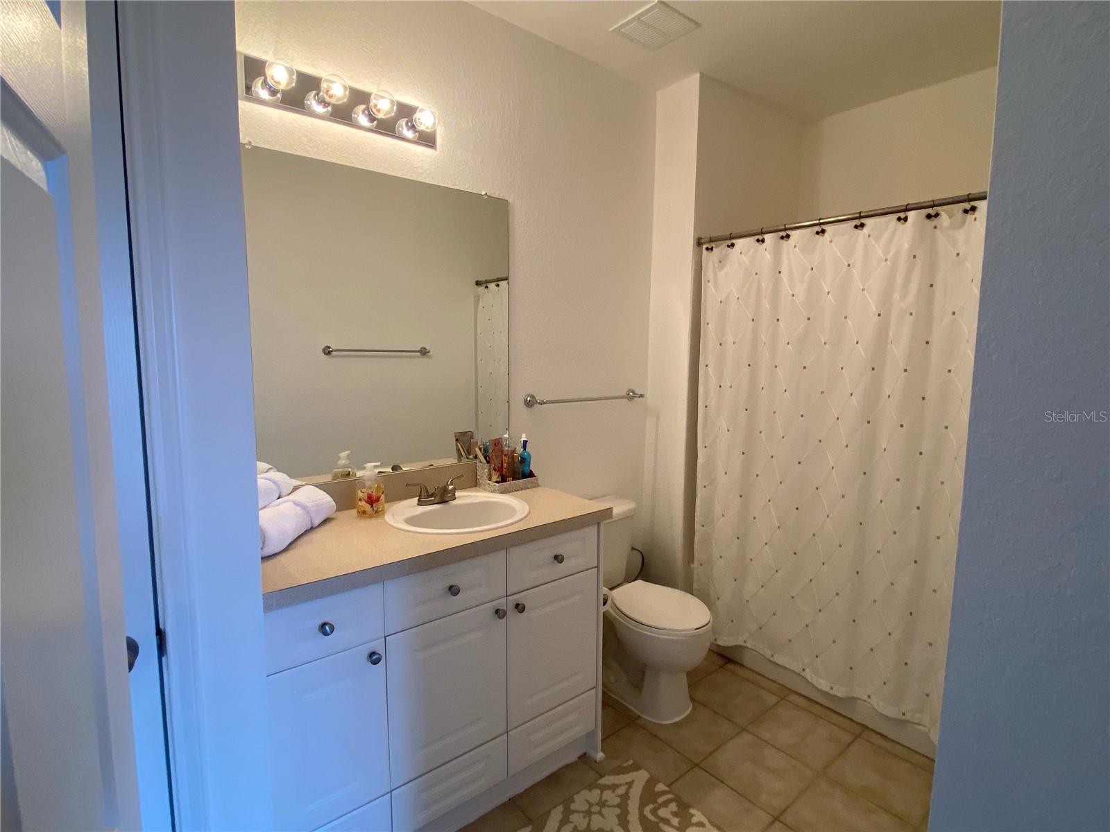 Image 19 of 31 For 1216 Missouri Avenue 418