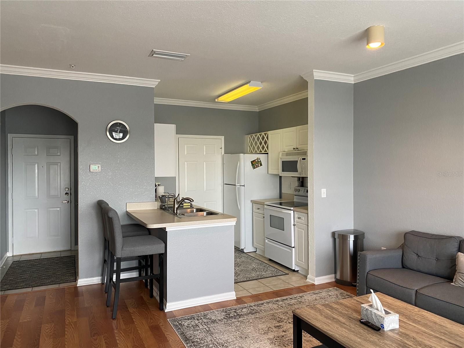 Image 8 of 31 For 1216 Missouri Avenue 418