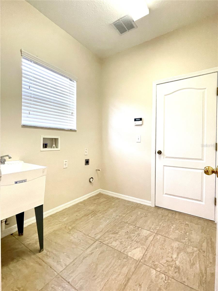 Image 13 of 14 For 24622 Portofino Drive