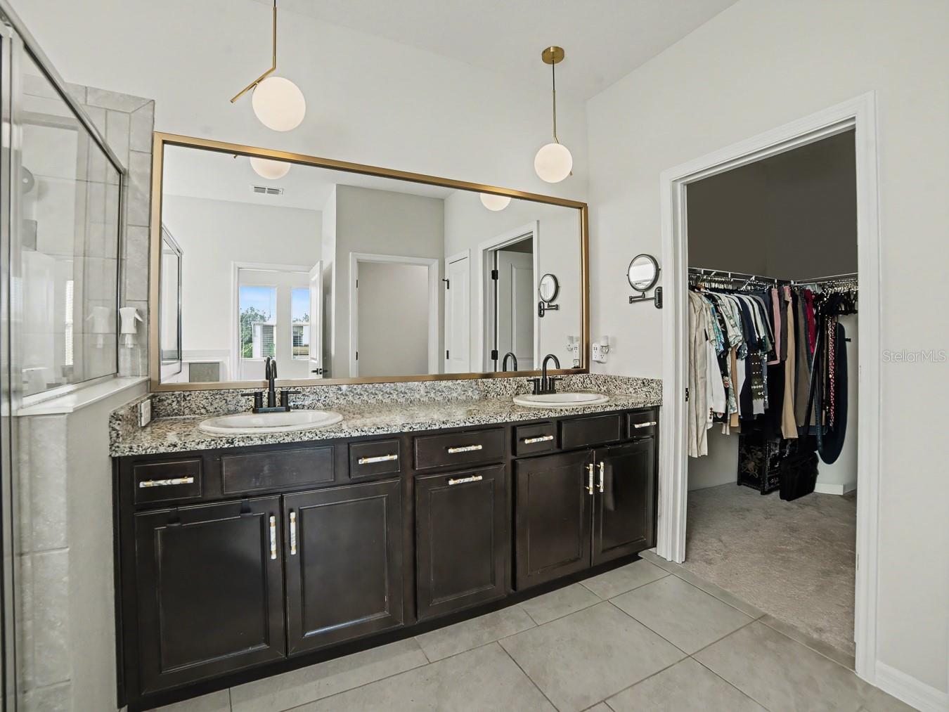 Image 26 of 41 For 13031 Willow Grove Drive