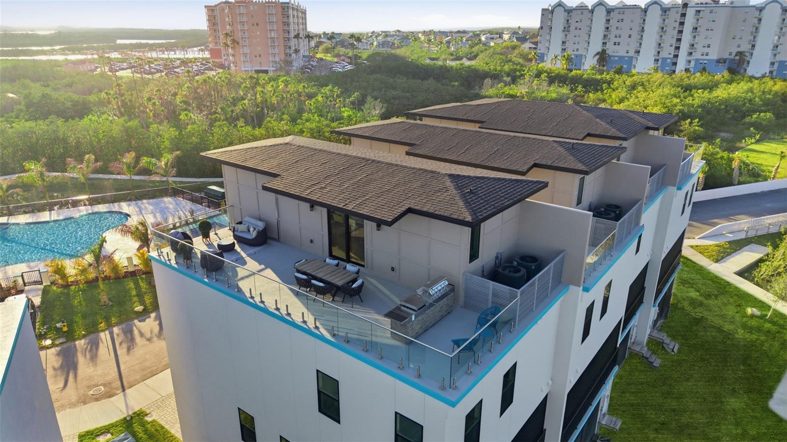 Listing photo id 42 for 5956 Aqua Reserve Boulevard