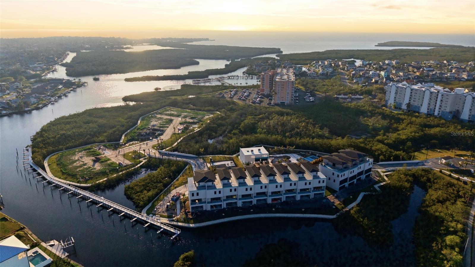 Listing photo id 47 for 5956 Aqua Reserve Boulevard