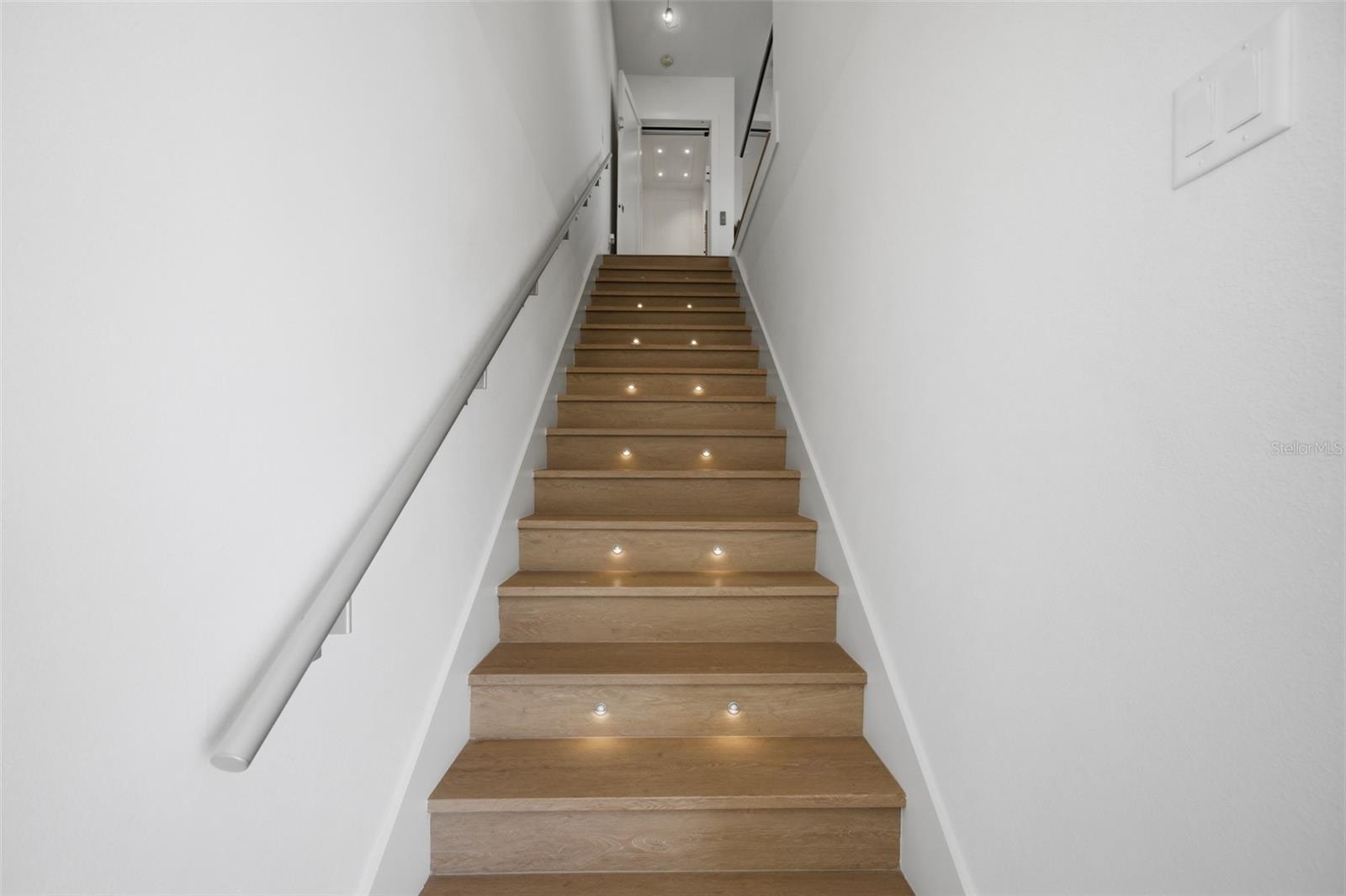 Listing photo id 6 for 5956 Aqua Reserve Boulevard