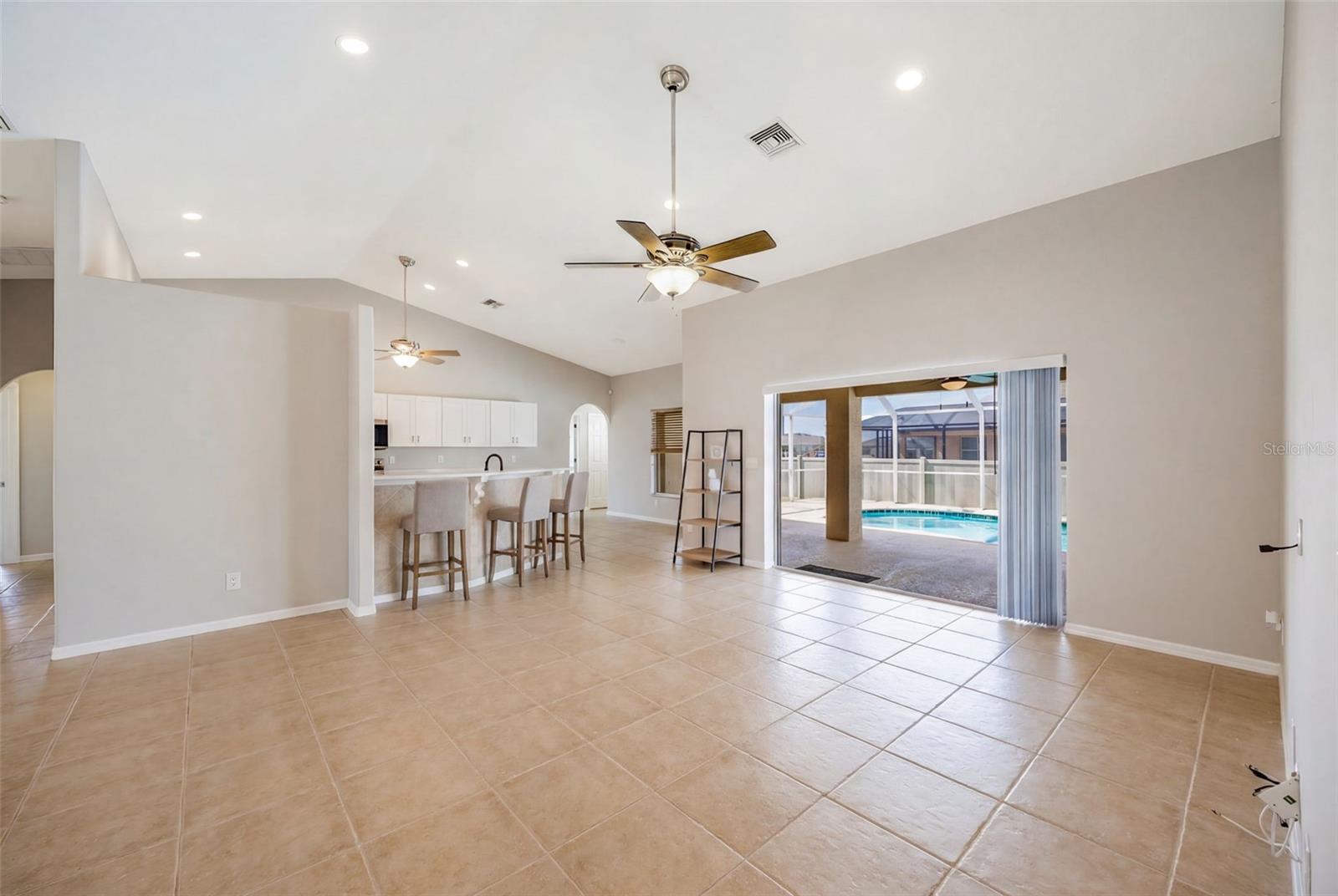 Image 19 of 45 For 2422 20th Place