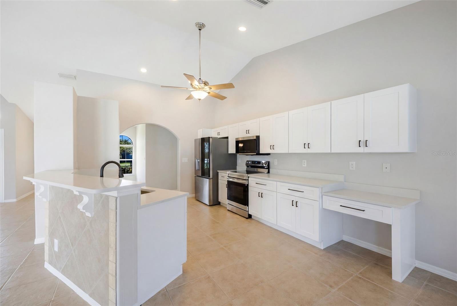 Image 23 of 45 For 2422 20th Place