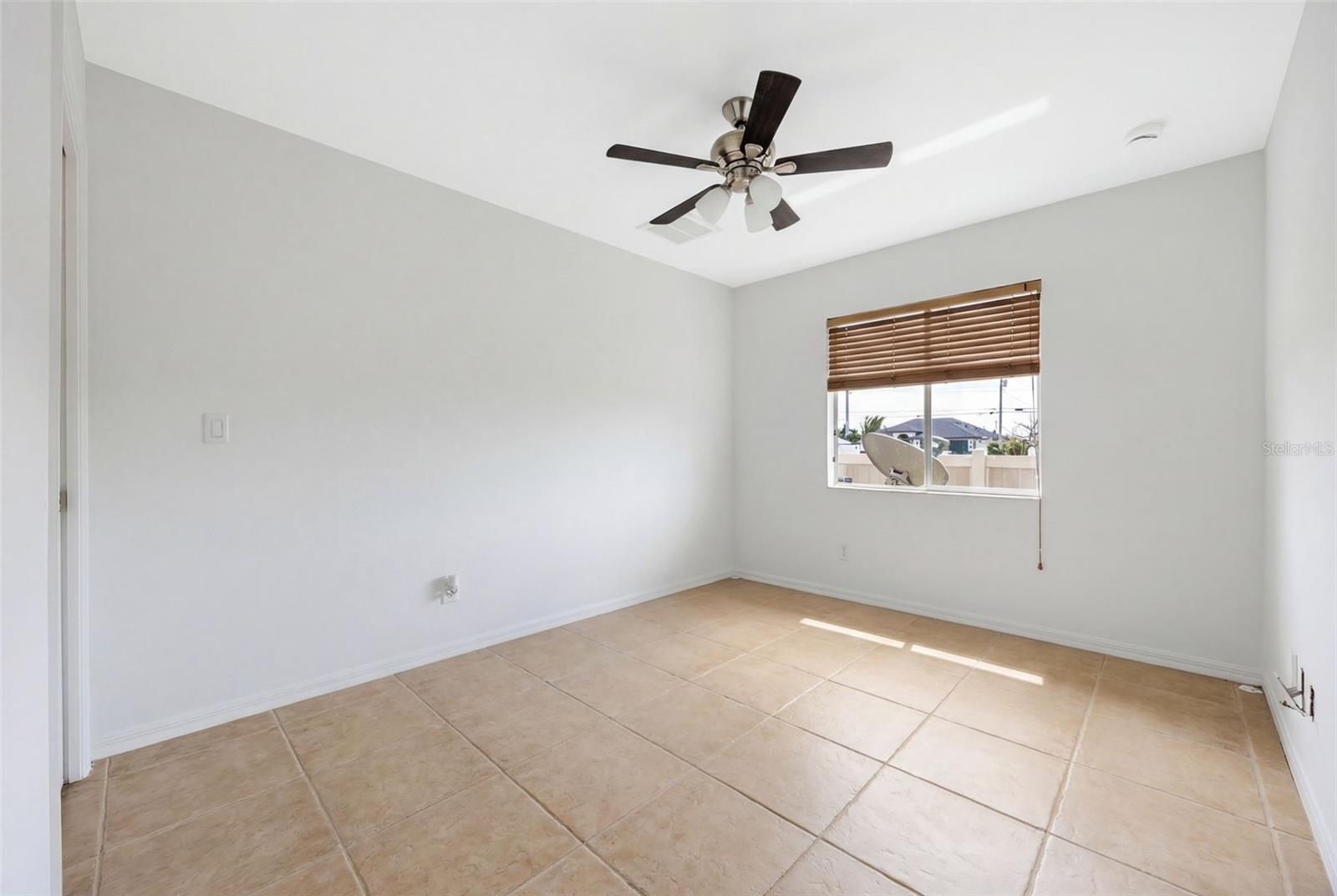 Image 26 of 45 For 2422 20th Place