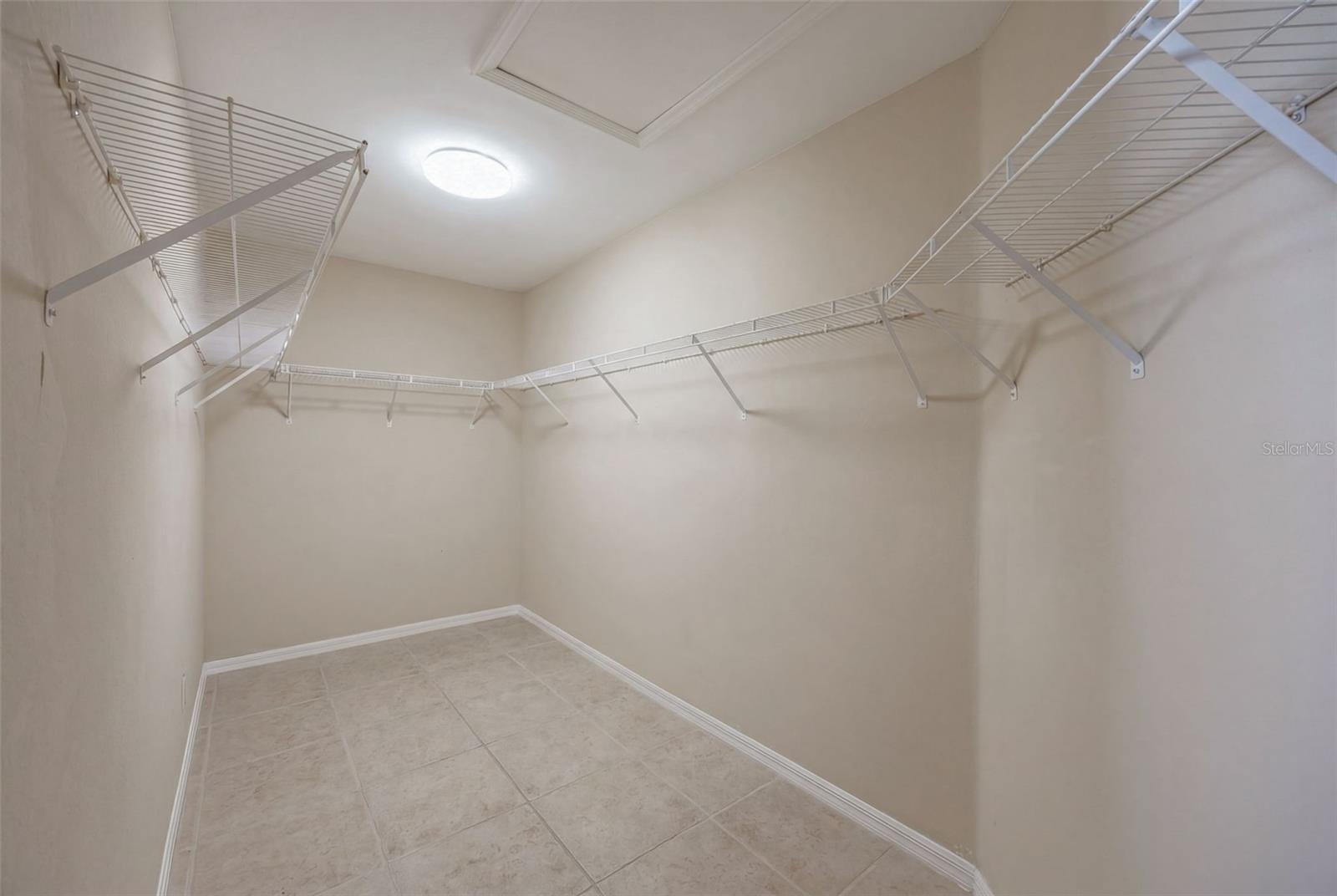 Image 34 of 45 For 2422 20th Place