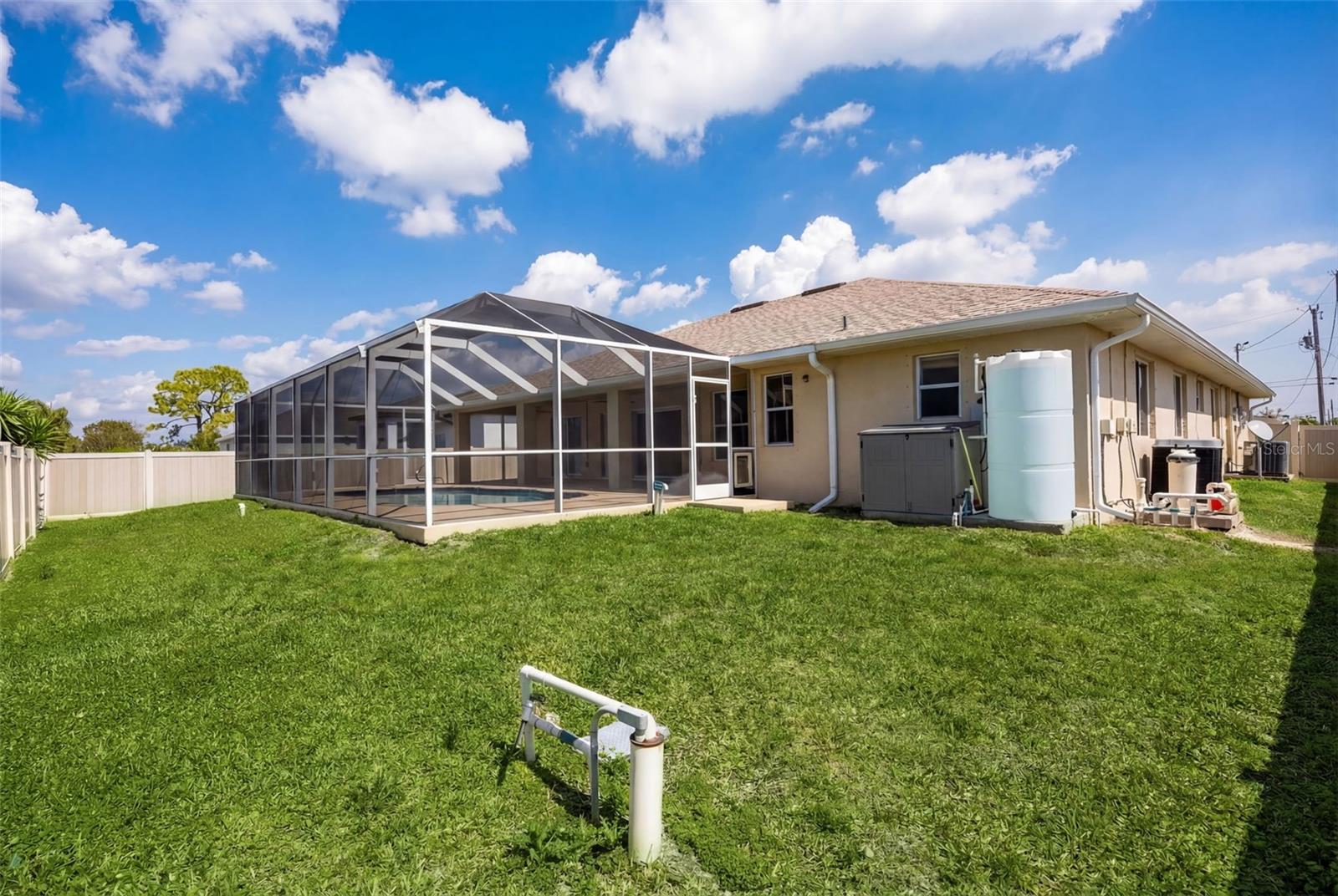 Image 42 of 45 For 2422 20th Place