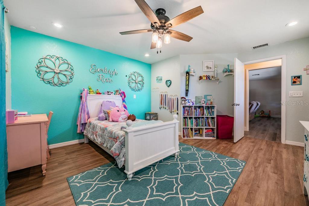 Image 12 of 47 For 3835 Florida Ranch Boulevard