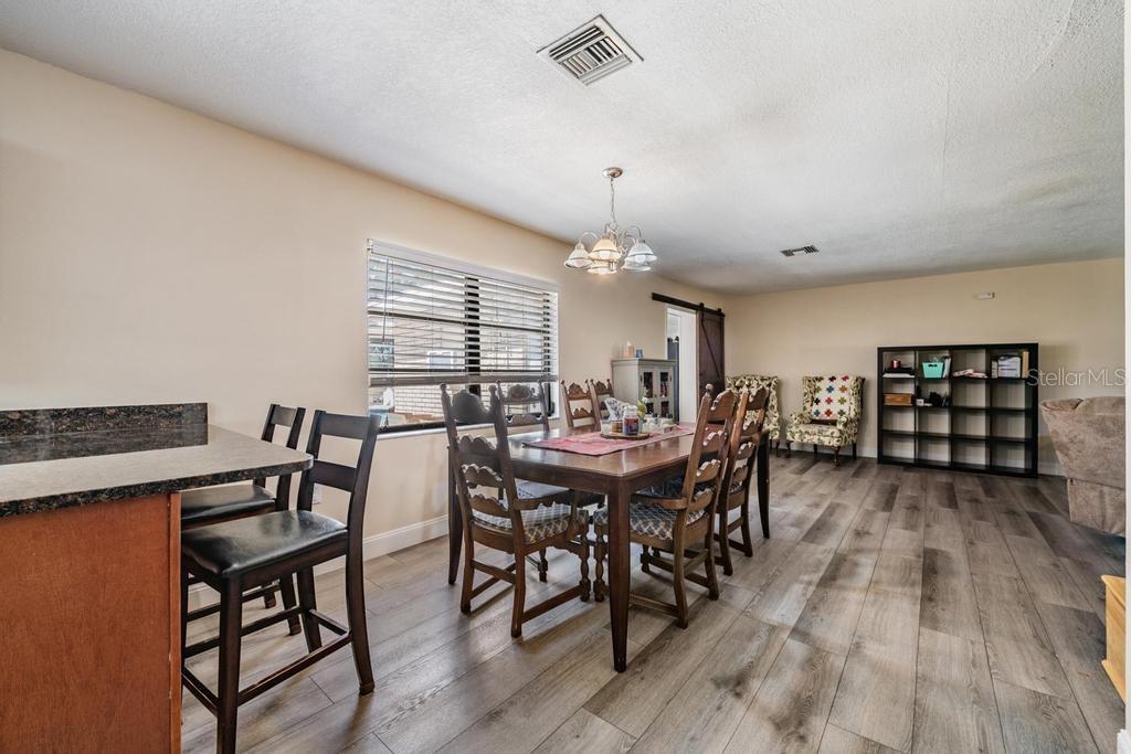 Image 23 of 47 For 3835 Florida Ranch Boulevard