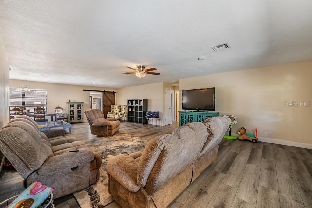 Image 6 of 47 For 3835 Florida Ranch Boulevard