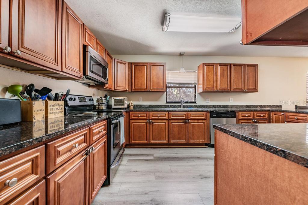 Image 7 of 47 For 3835 Florida Ranch Boulevard