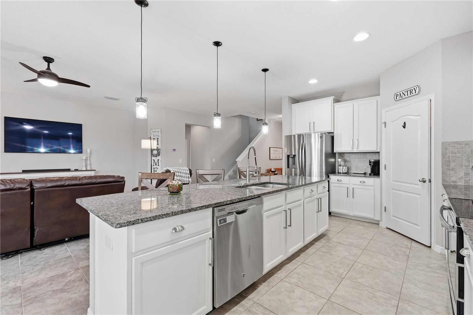 Image 21 of 50 For 12020 Legacy Bright Street