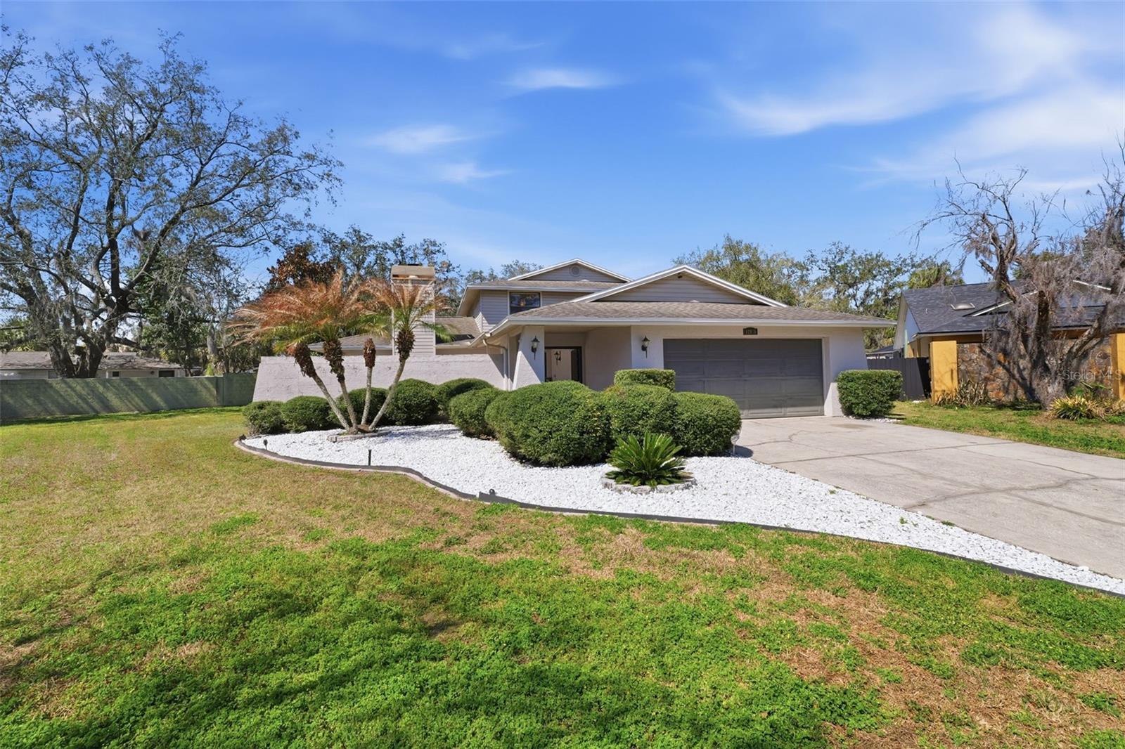 Listing photo id 1 for 12935 Rain Forest Street