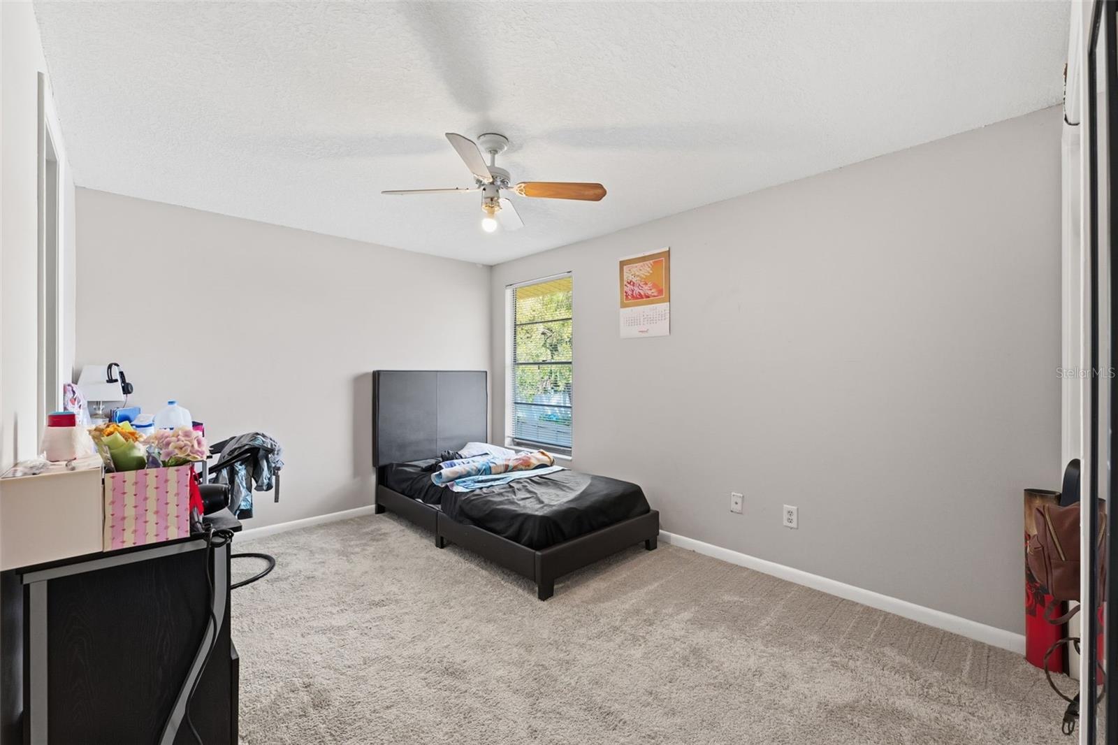 Listing photo id 28 for 12935 Rain Forest Street