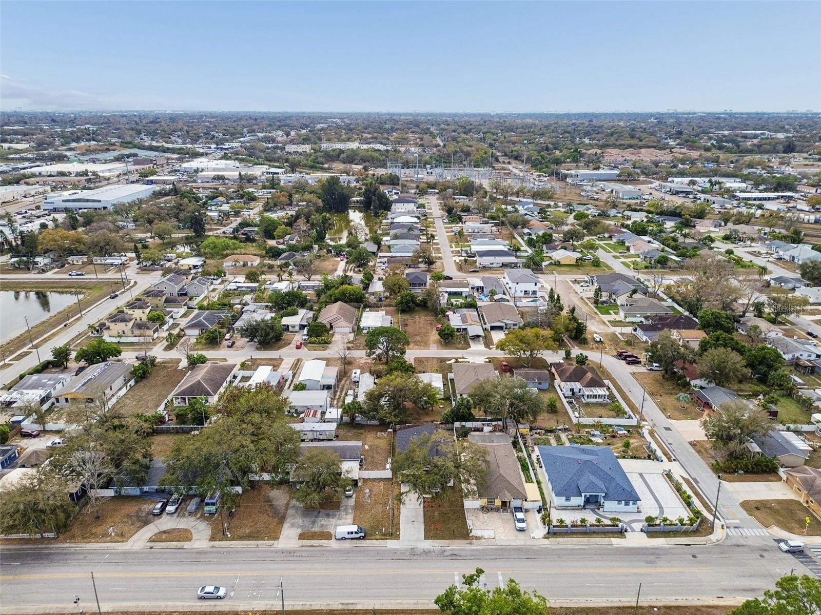 Listing photo id 40 for 5140 70th Avenue N