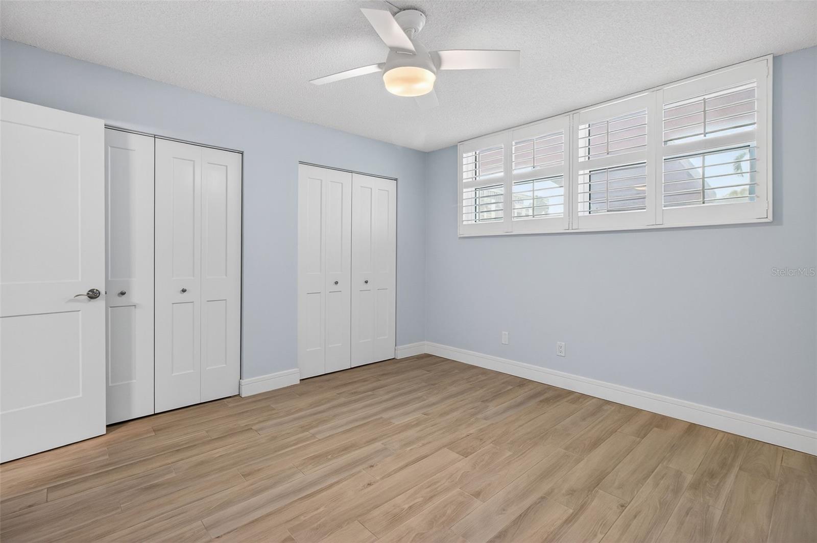 Image 23 of 66 For 7645 Sun Island Drive S 103