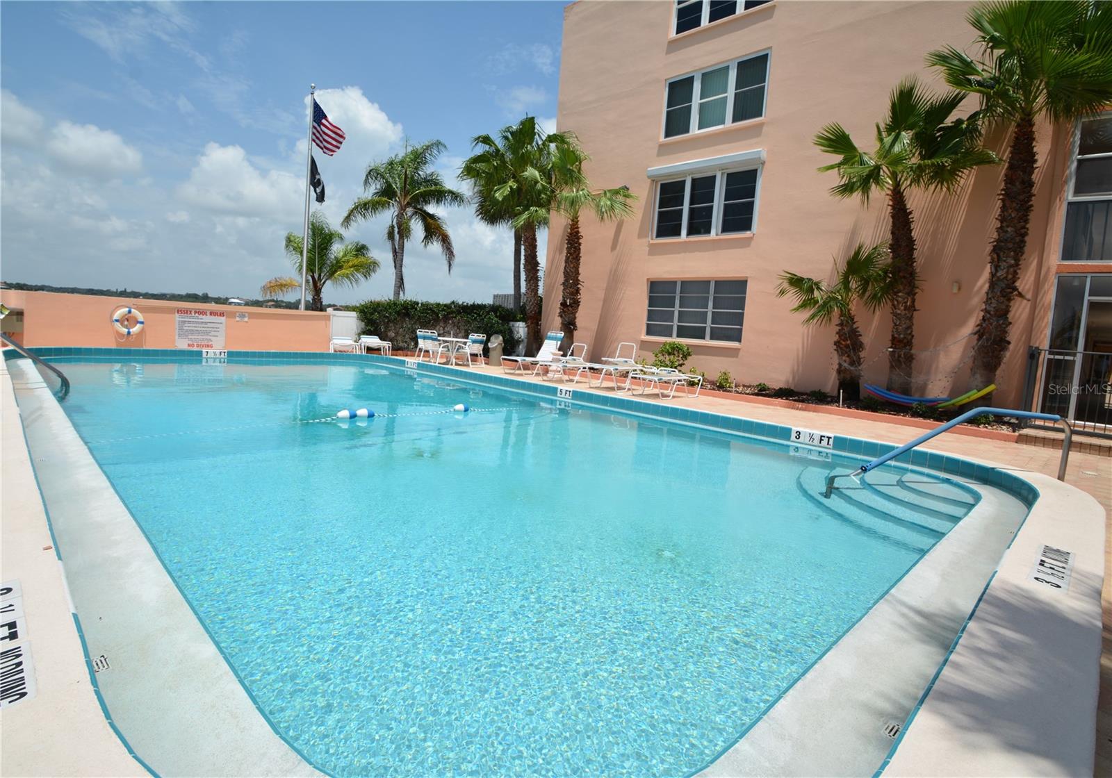 Image 37 of 66 For 7645 Sun Island Drive S 103