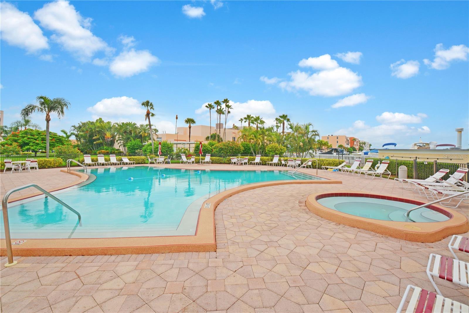 Image 43 of 66 For 7645 Sun Island Drive S 103