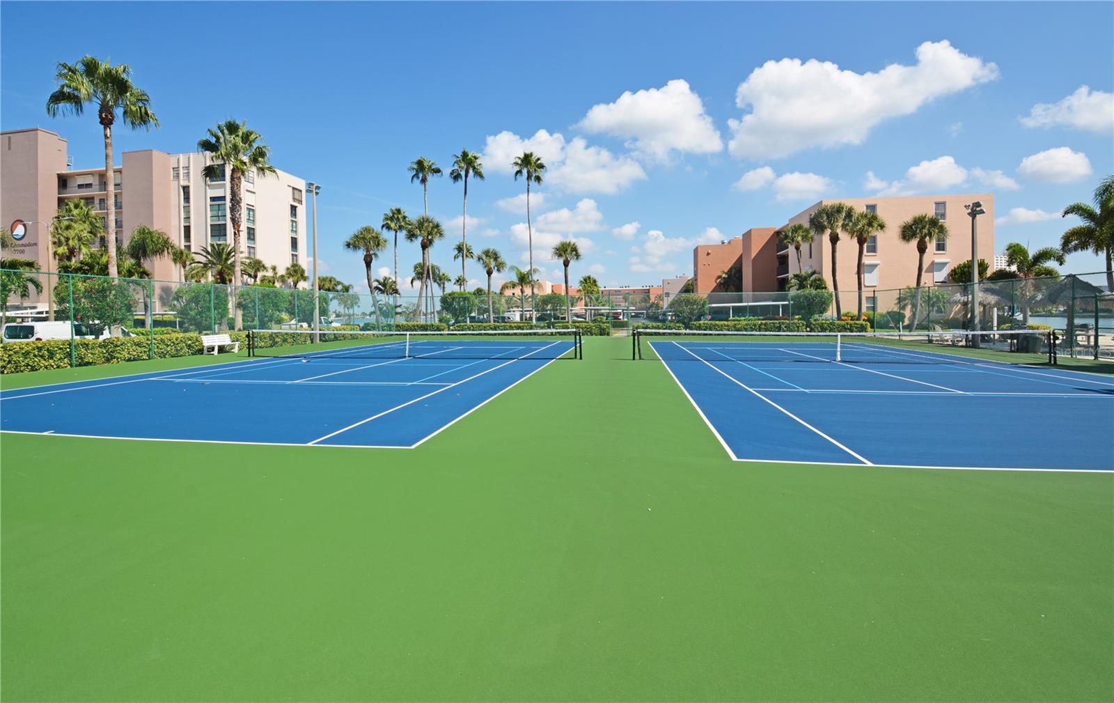 Image 47 of 66 For 7645 Sun Island Drive S 103