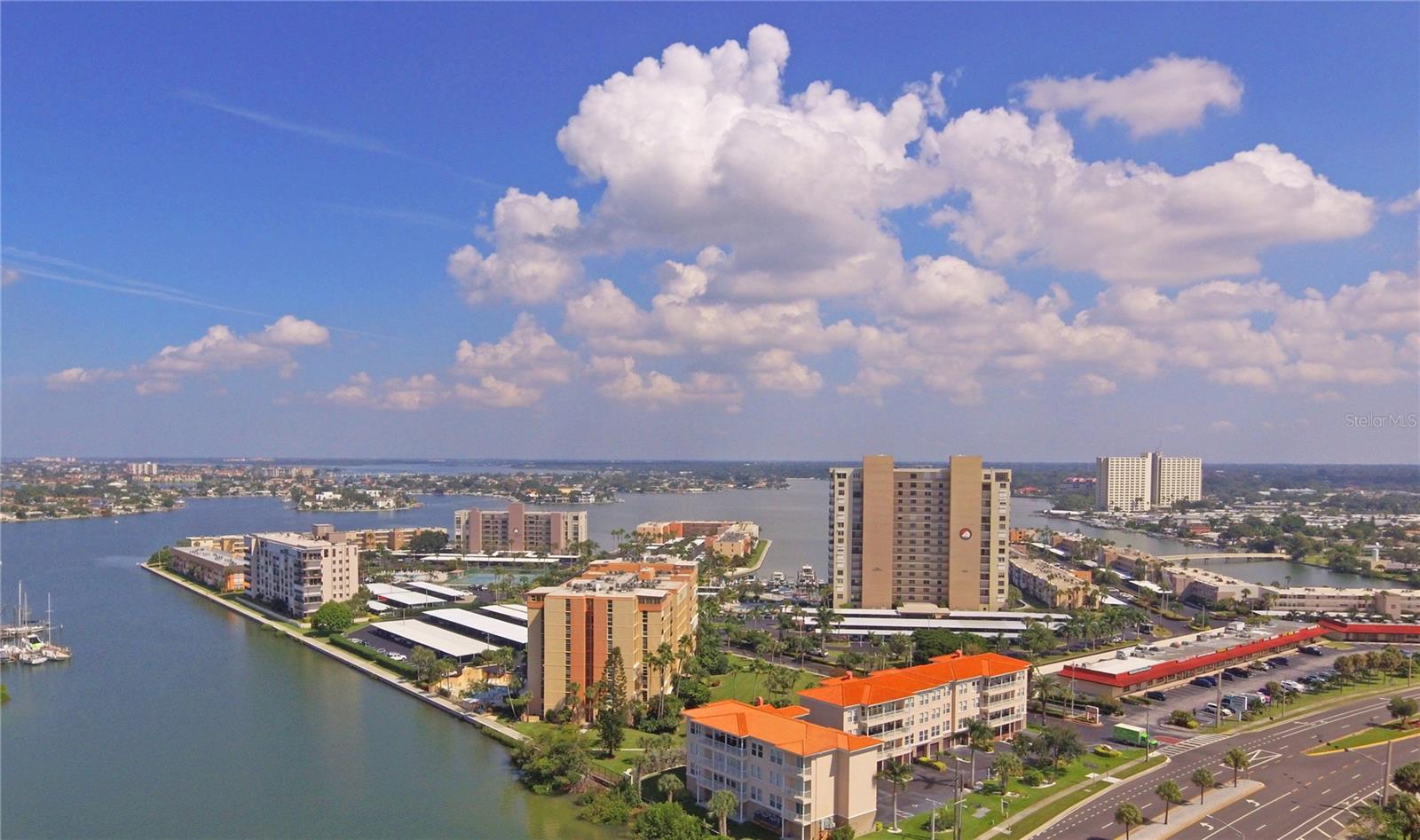 Image 57 of 66 For 7645 Sun Island Drive S 103