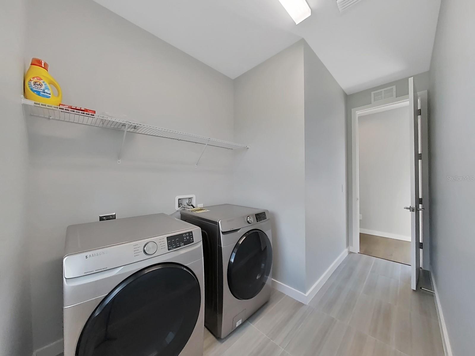 Image 27 of 28 For 2728 Ridgewood Avenue 1