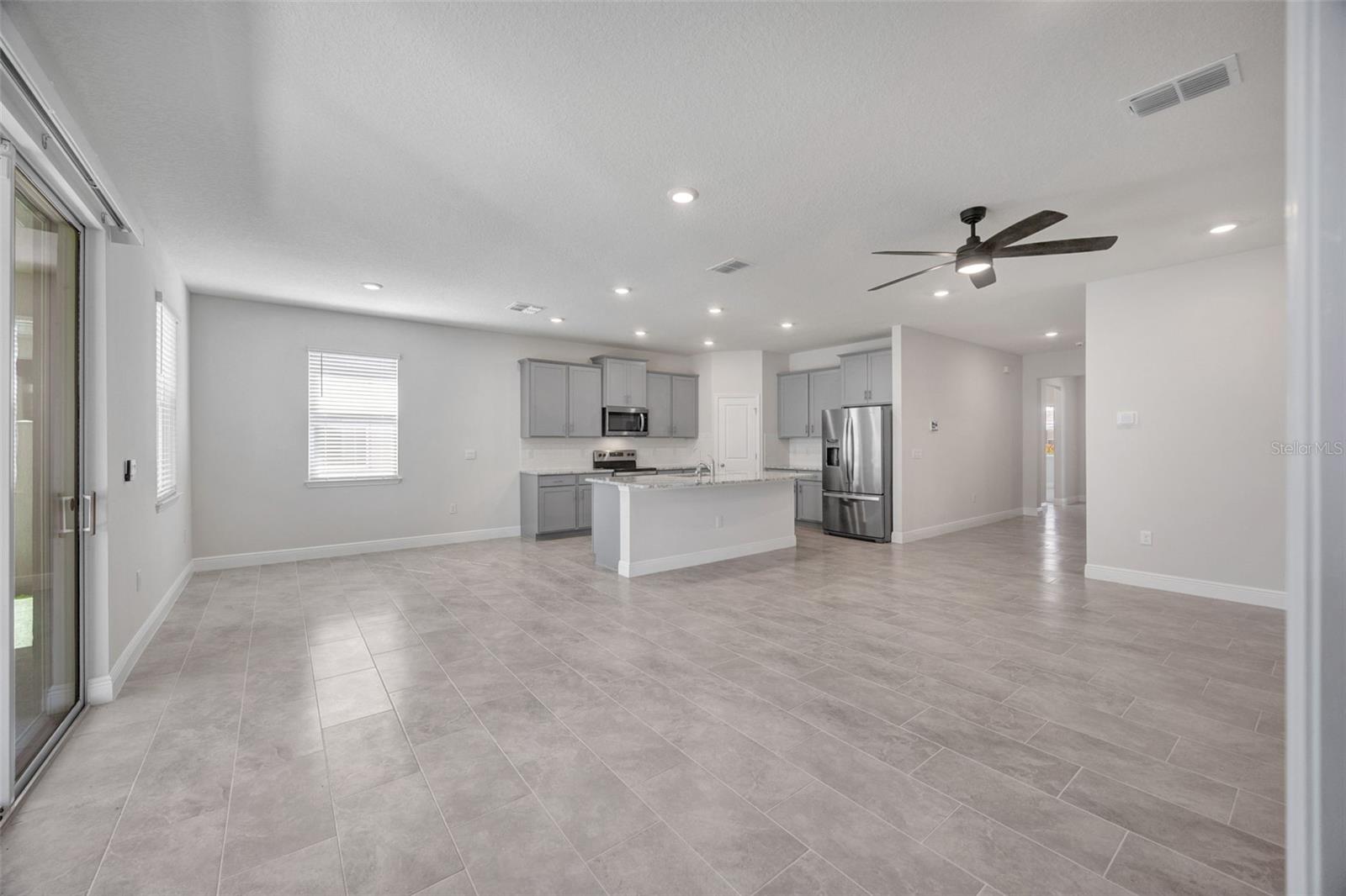 Image 19 of 66 For 2518 Chapel Oak Bend