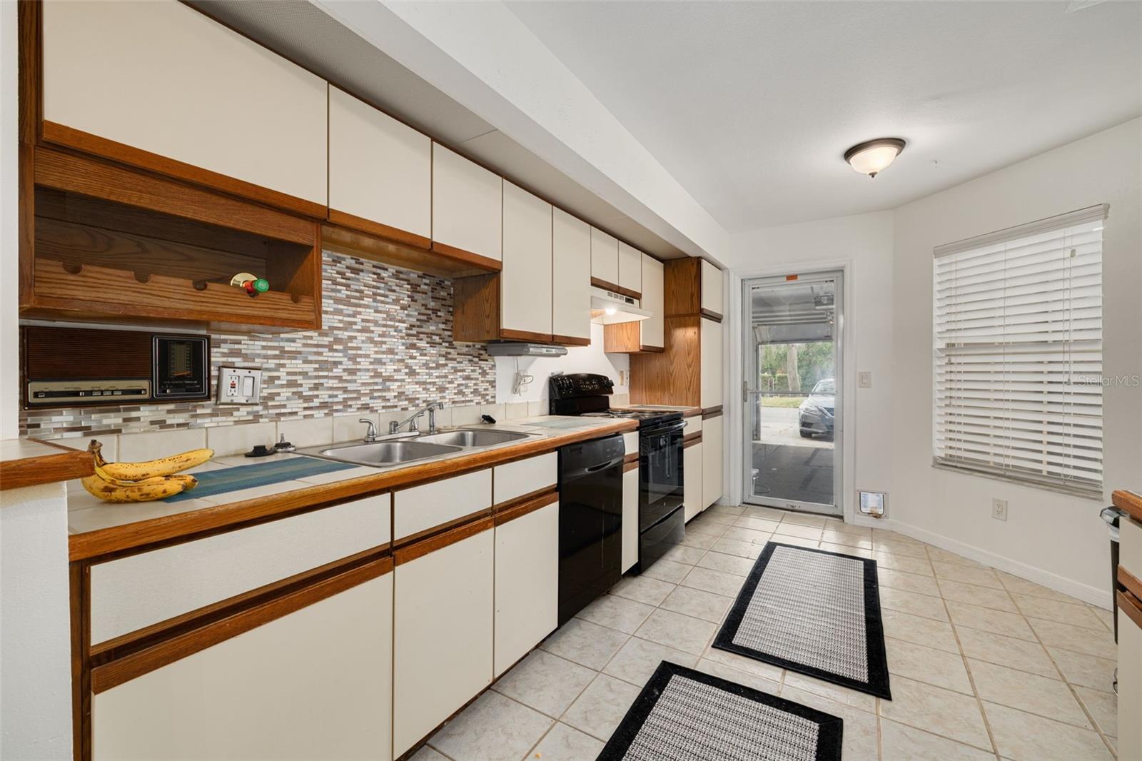 Image 9 of 28 For 1484 Buckeye Lane