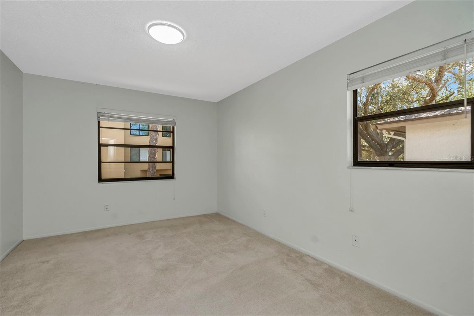 Image 20 of 32 For 3034 Eastland Boulevard D210