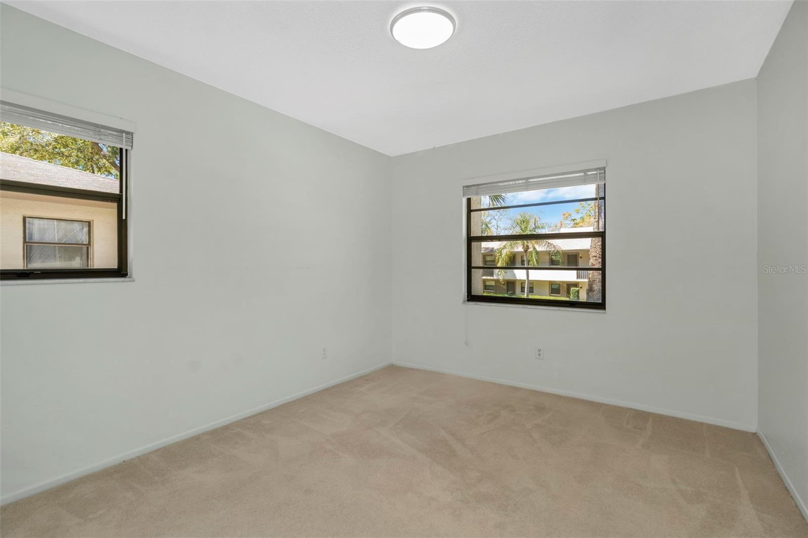 Image 25 of 32 For 3034 Eastland Boulevard D210