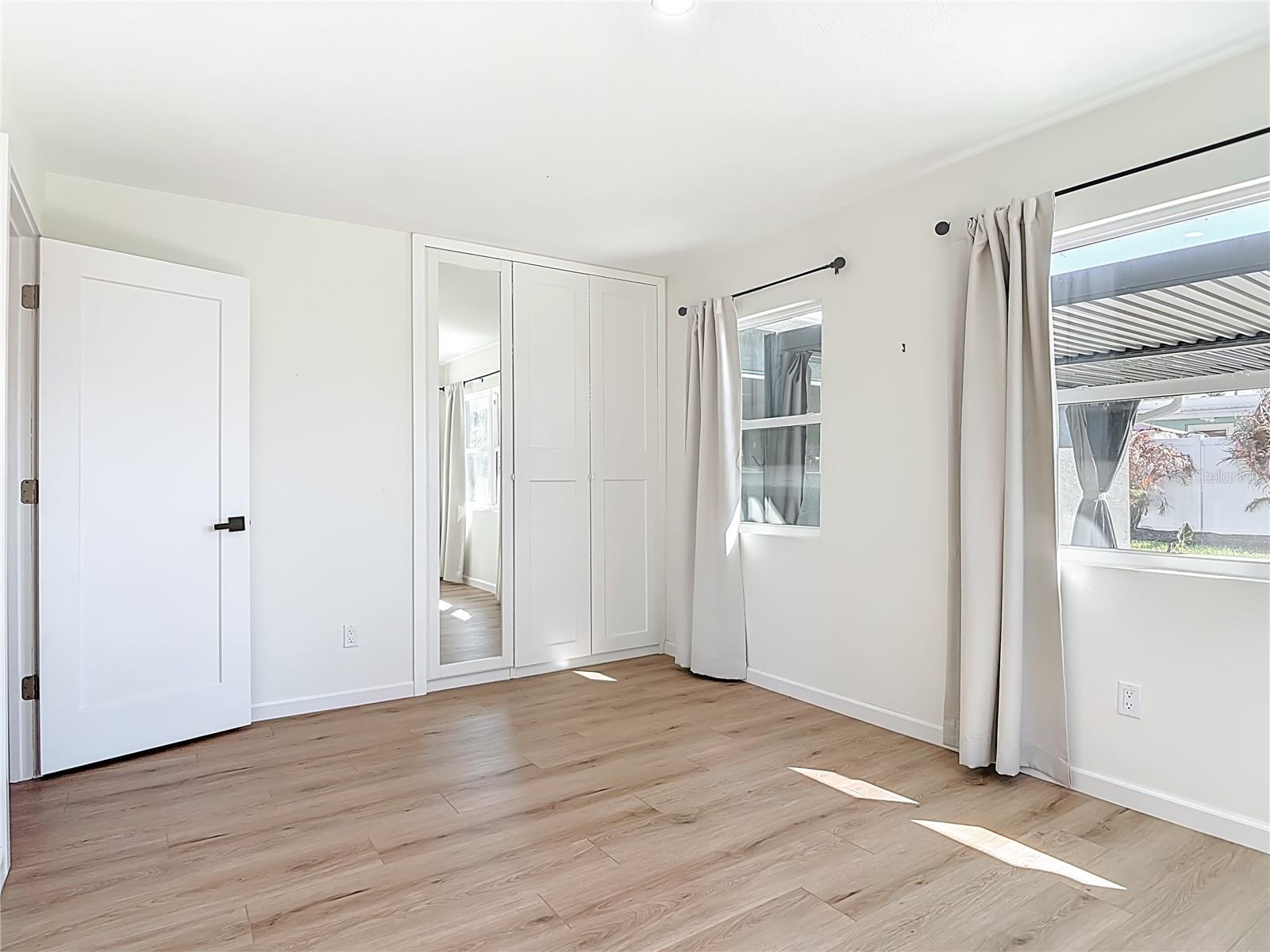 Image 11 of 27 For 408 Zelda Boulevard