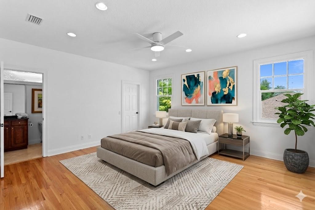 Listing photo id 37 for 4115 Barcelona Street