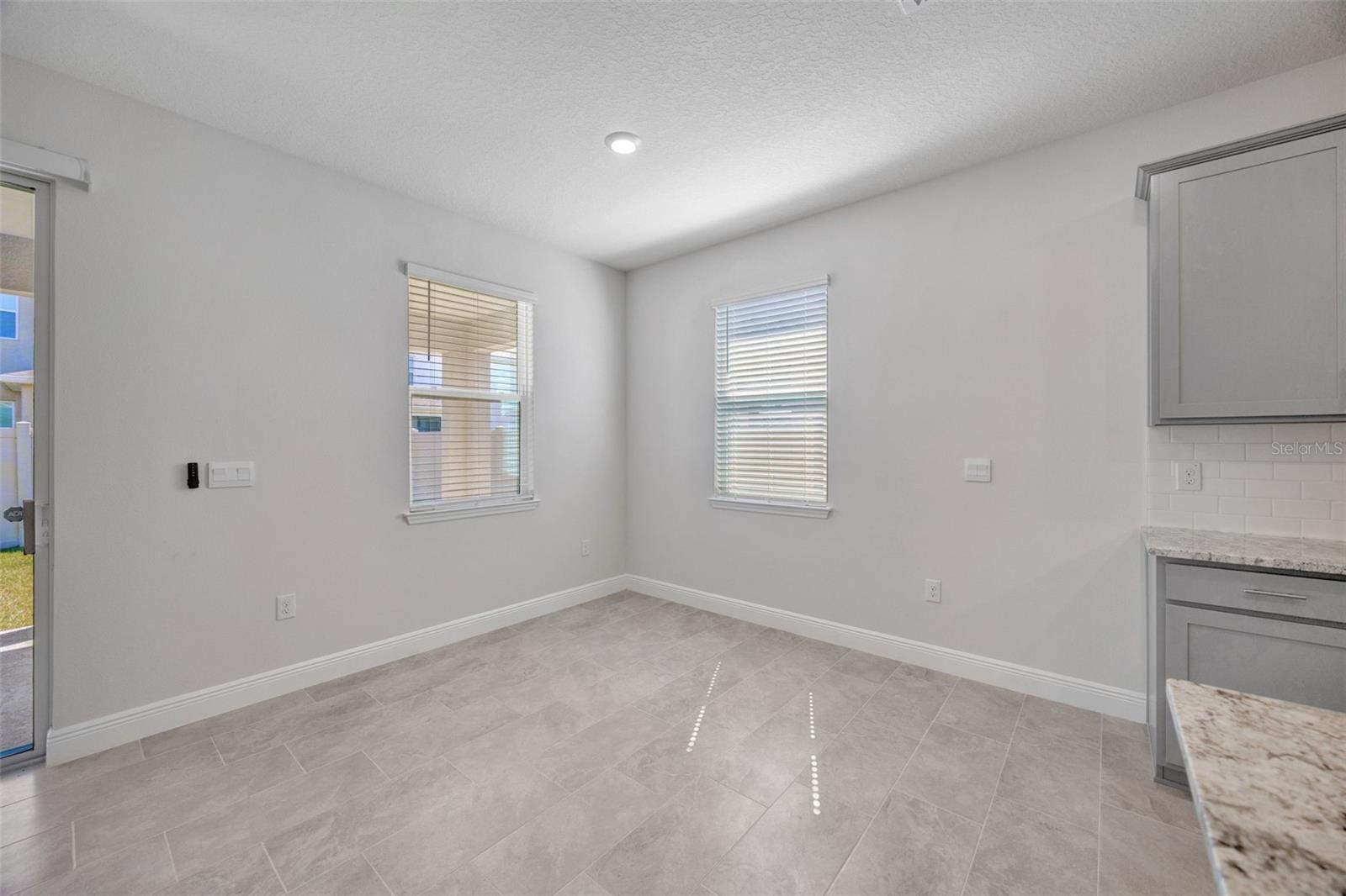 Image 12 of 50 For 2518 Chapel Oak Bend