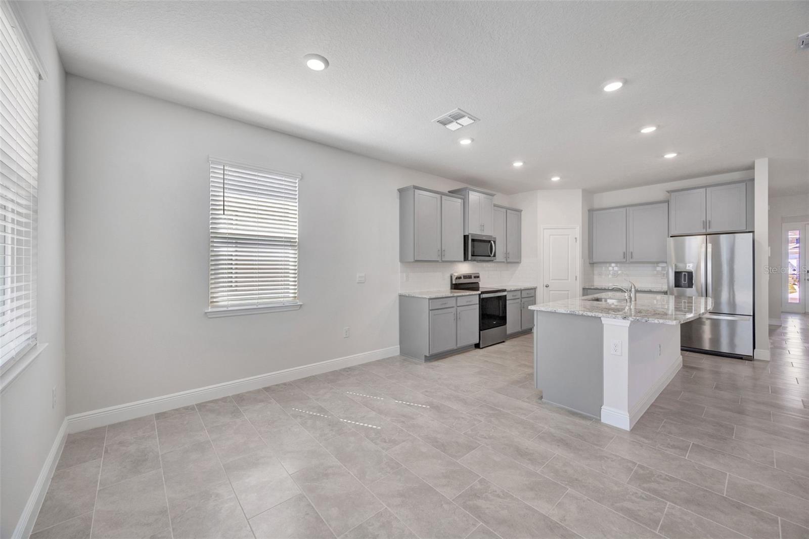 Image 13 of 50 For 2518 Chapel Oak Bend