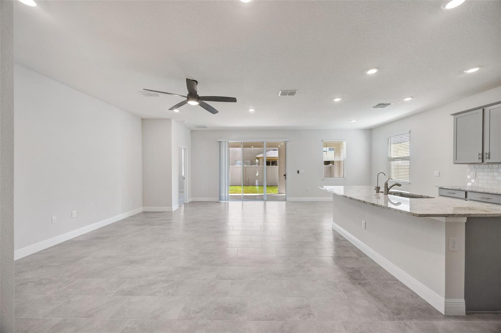 Image 15 of 50 For 2518 Chapel Oak Bend