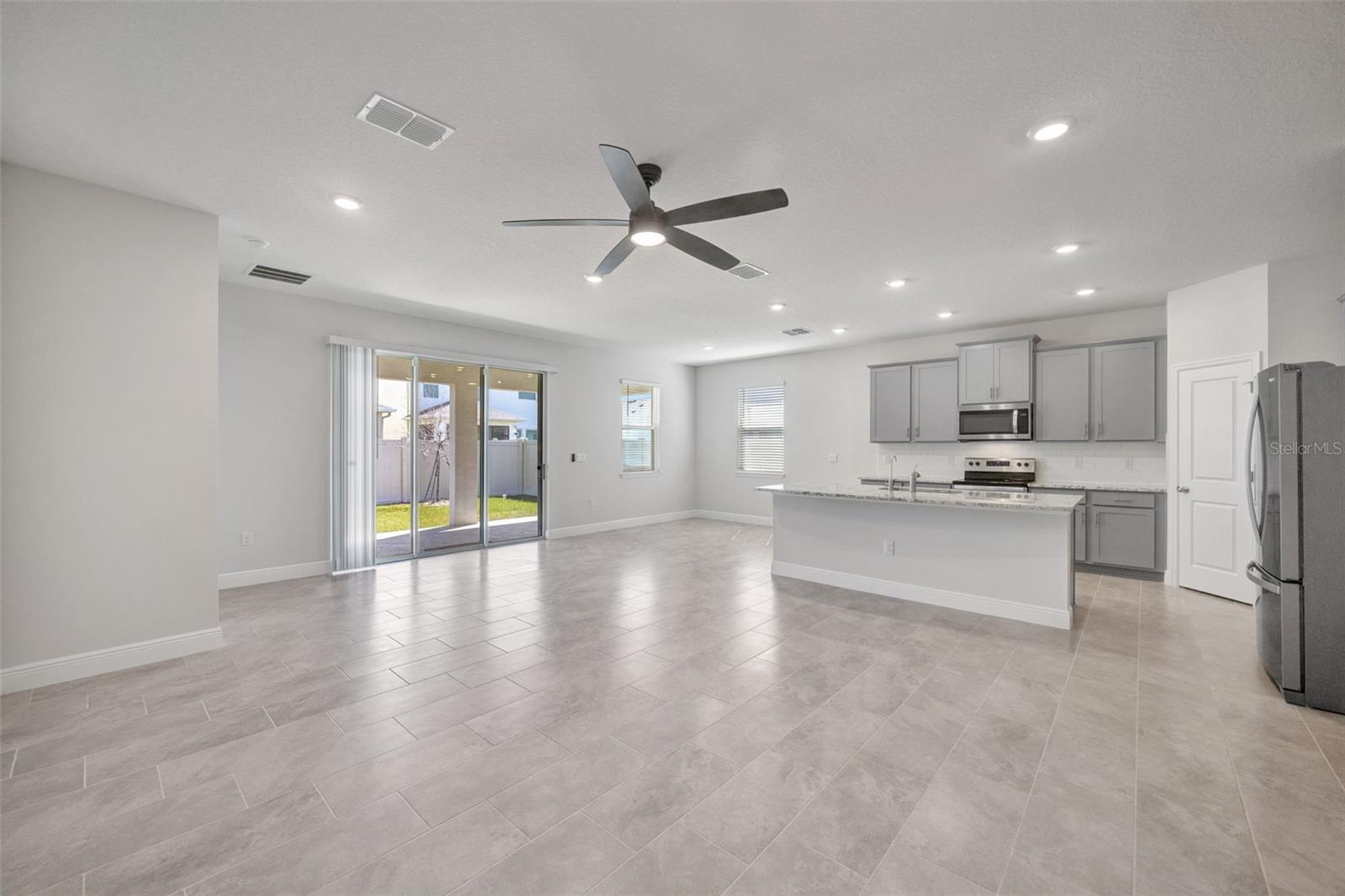 Image 16 of 50 For 2518 Chapel Oak Bend