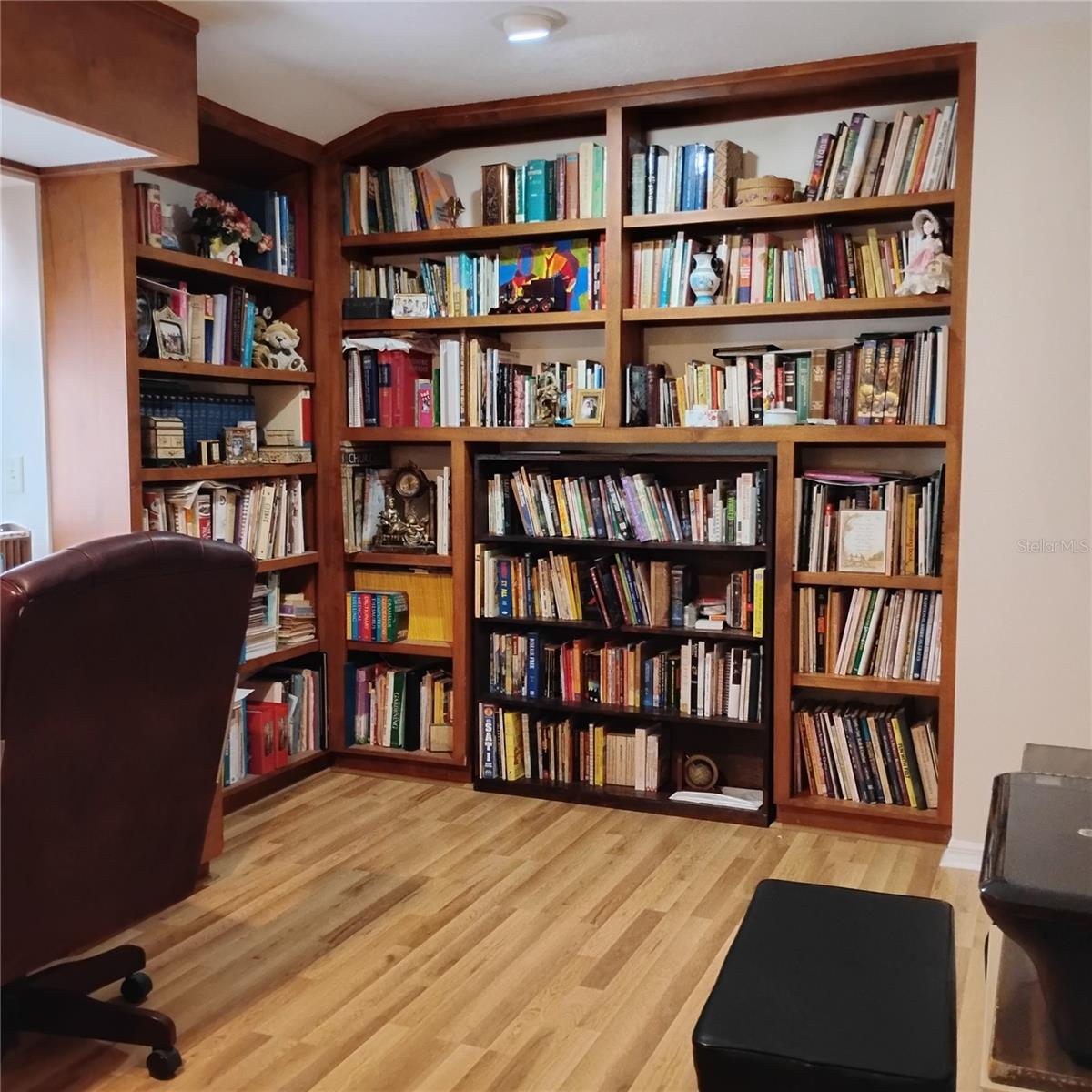 Image 12 of 12 For 8943 Silver Lake Drive